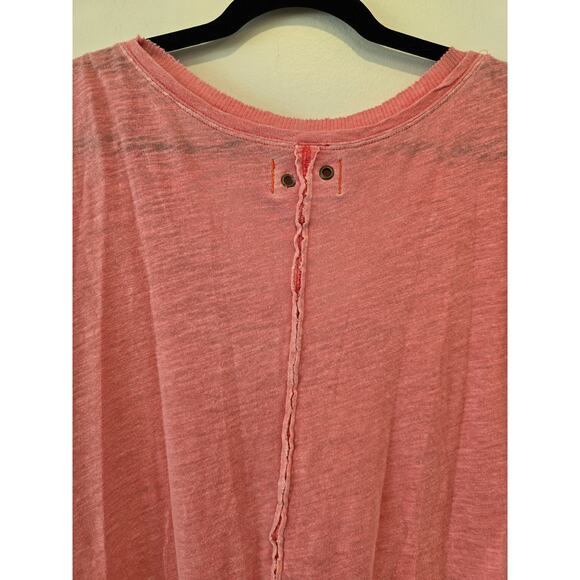 We The Free Pink Short Sleeve T-Shirt Size Medium, Preloved. - Picture 6 of 8